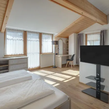 Center Rooms & Apartments Mayrhofen Exterior photo