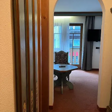 Center Rooms & Apartments Mayrhofen Exterior photo